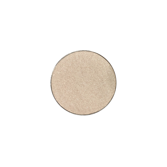 viaGlamour image of a extreme-eyeshadow