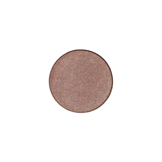 viaGlamour image of a extreme-eyeshadow