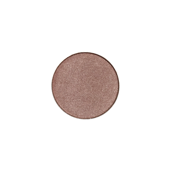 viaGlamour image of a extreme-eyeshadow
