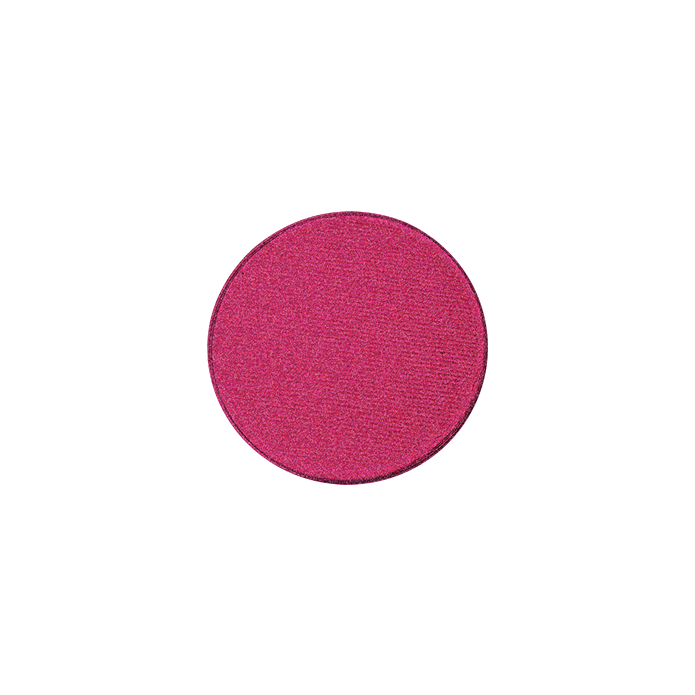 viaGlamour image of a extreme-eyeshadow