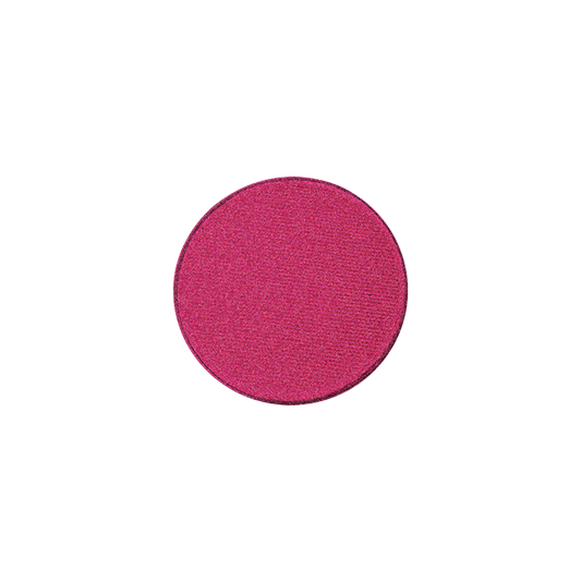 viaGlamour image of a extreme-eyeshadow