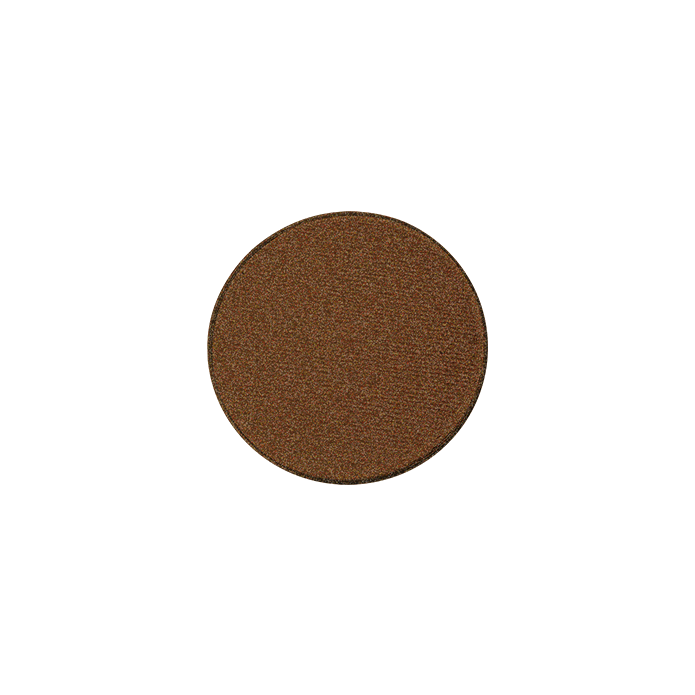 viaGlamour image of a extreme-eyeshadow