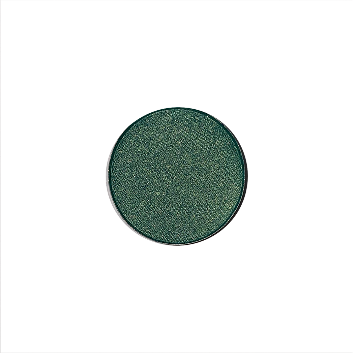 viaGlamour image of a extreme-eyeshadow