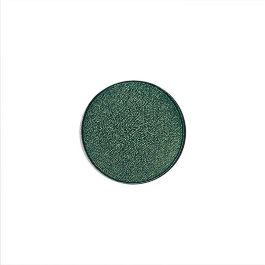 viaGlamour image of a extreme-eyeshadow