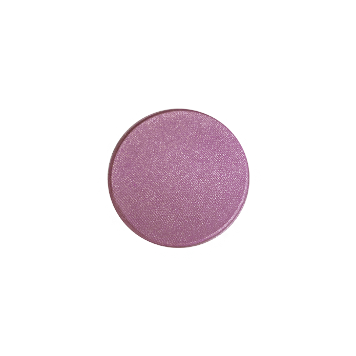 viaGlamour image of a extreme-eyeshadow