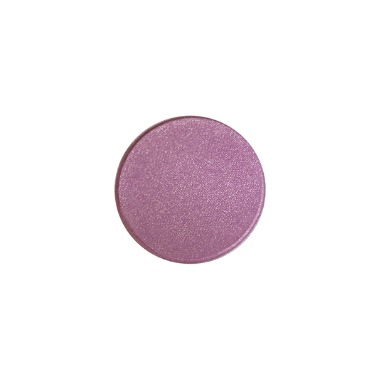 viaGlamour image of a extreme-eyeshadow