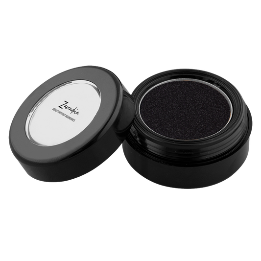 viaGlamour image of a extreme-eyeshadow